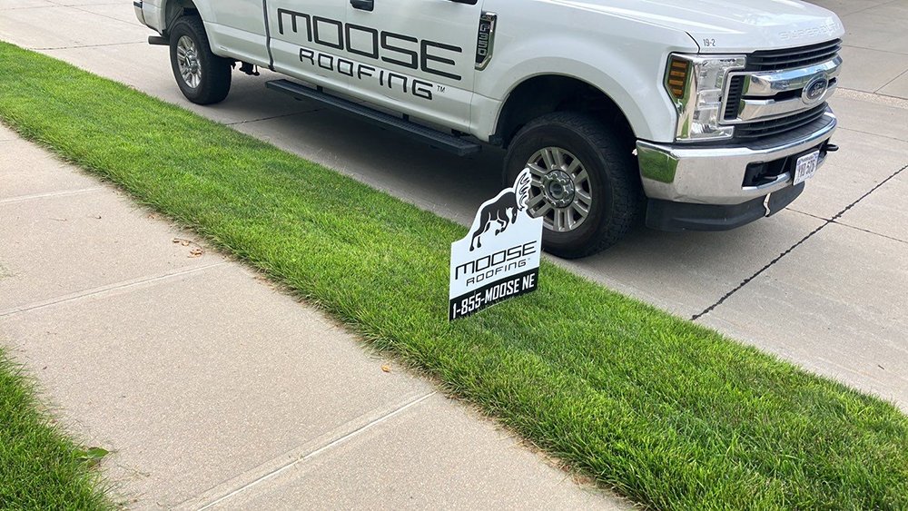 How to Choose the Best Roof Company in Omaha, NE: 8 Tips from Locals